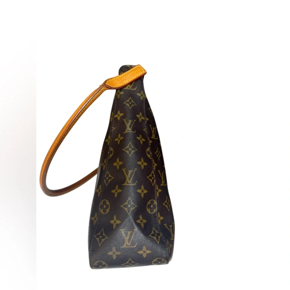Louis Vuitton Monogram Looping MM